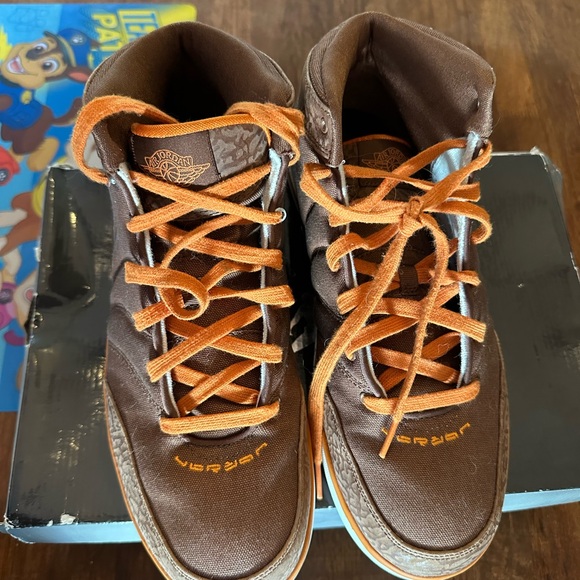 Jordan Men's Sneakers in Brown and Orange - Picture 2 of 9
